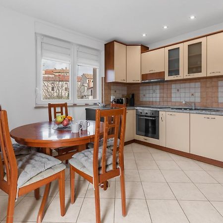 Apartment Mdm Buje Zewnętrze zdjęcie