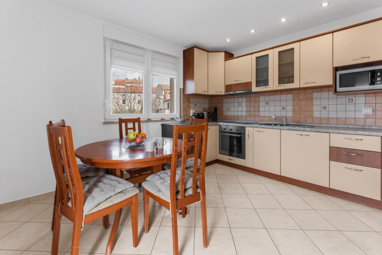 Apartment Mdm Buje Zewnętrze zdjęcie