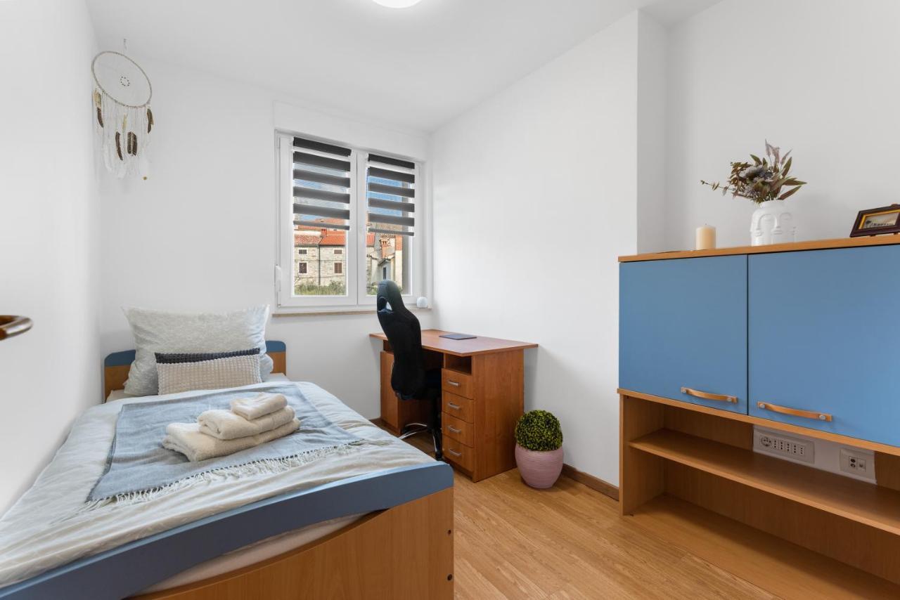 Apartment Mdm Buje Zewnętrze zdjęcie